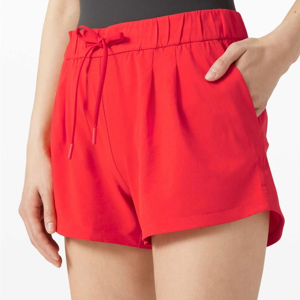 Lulu Lemon Red Stroll at Sundown shorts *3”